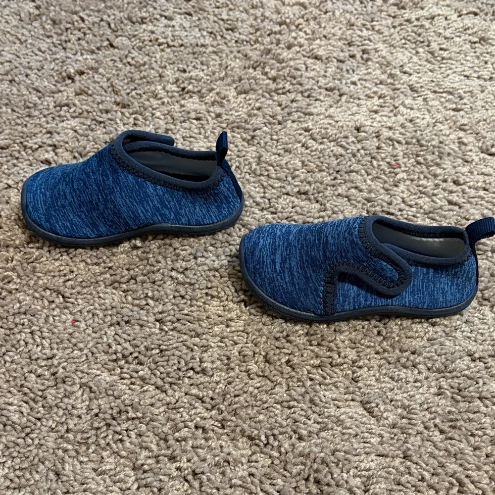 Old Navy Blue Kids Slip-On Water Shoes